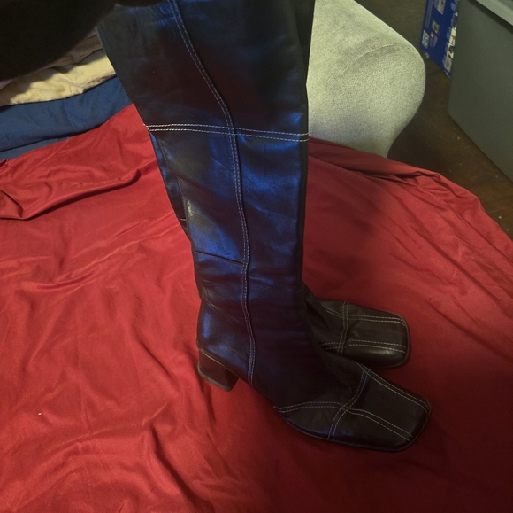 LEATHER BOOTS - Picture 3 of 4
